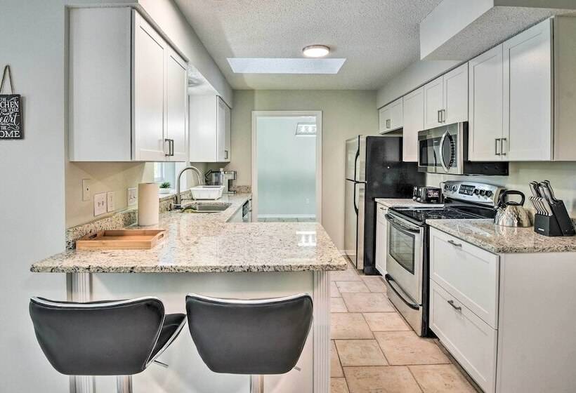 Palm Coast Home ~ 7 Mi To Flagler Beach!