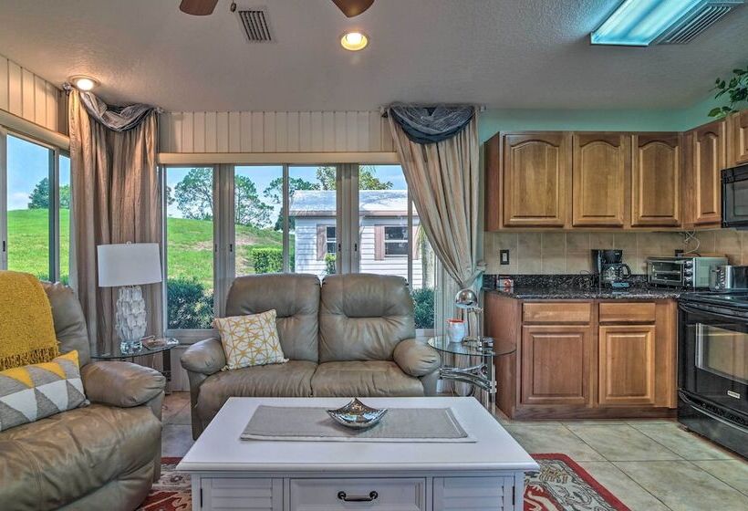 Quiet Davenport Home W/ Community Amenities!