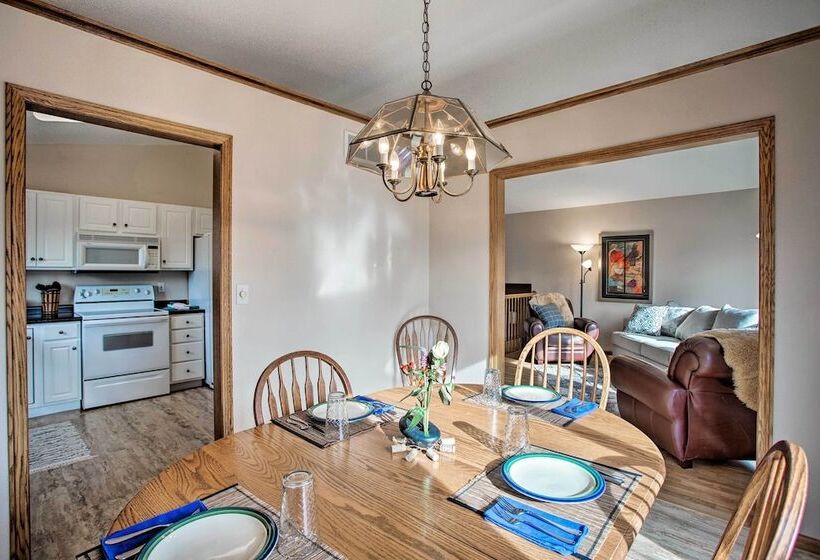 Suburban Gem W/yard+deck 5mi From Dtwn Rochester!