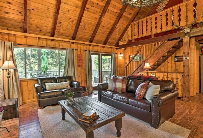 Tree House Chalet  In Lake Arrowhead Village