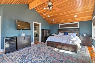 Waterfront Retreat W/ Deck ~ 7 Mi To Boston!