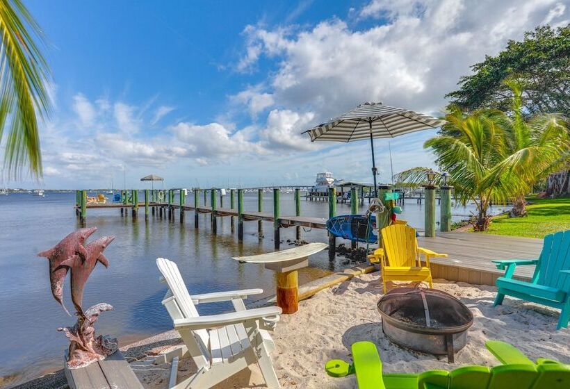 Waterfront Stuart Oasis W/ Hot Tub & Dock!