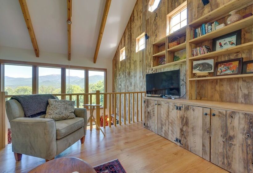 Architect Designed Franconia Home: Hot Tub & Views
