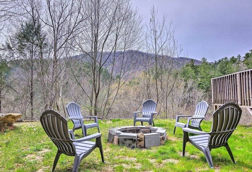 Fire Pit & Mtn Views: Charming Marion Cabin!