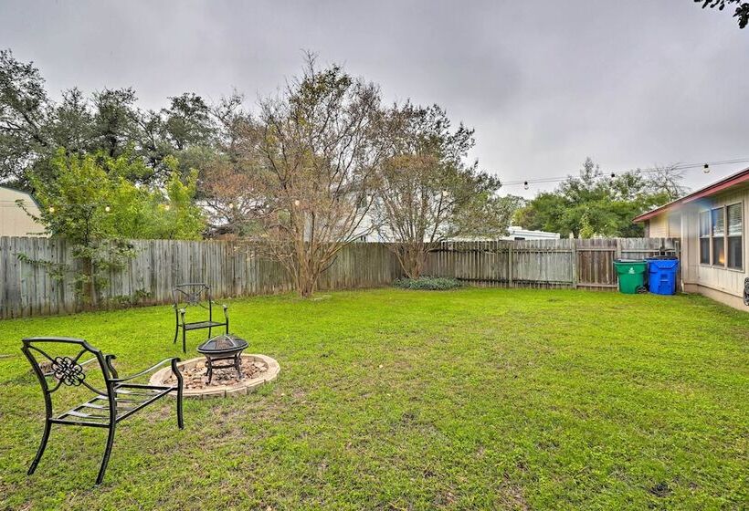 Cozy Austin Area Home W/ Yard, 20 Mi To Dtwn!