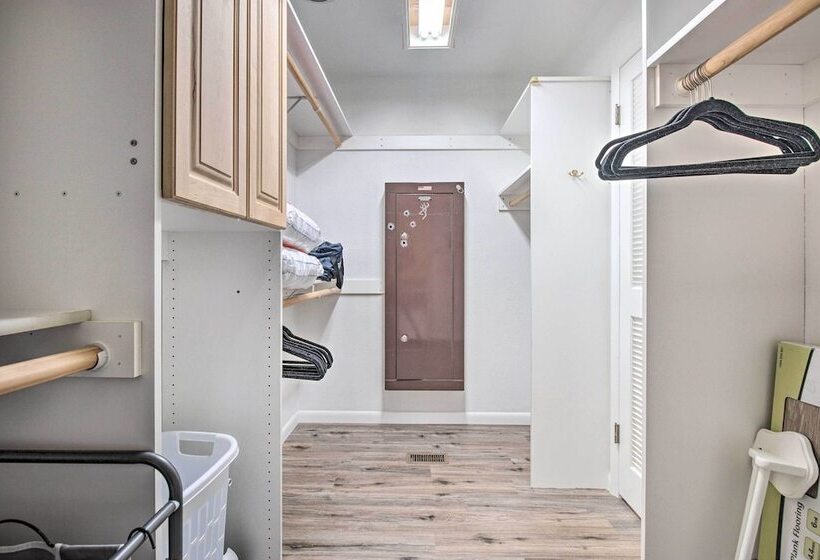 Lakefront Retreat W/ Kayaks & Fire Pit In Clermont