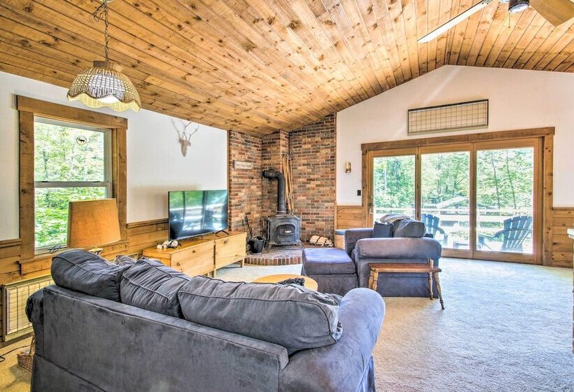 Cozy North Conway Home: Walk To Slopes & Dtwn