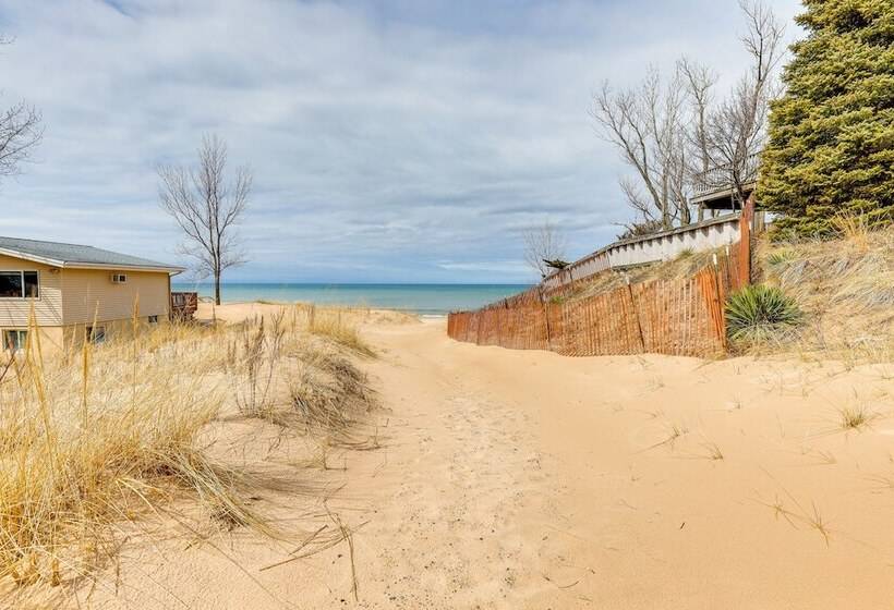 Family Friendly Mears Cottage Walk To The Beach!