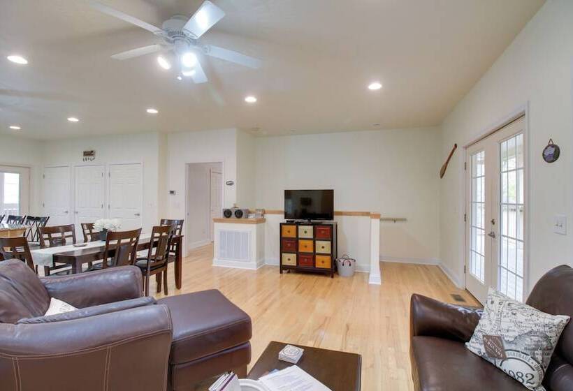 Goodview Home W/ Decks & Direct Lake Access!