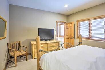 House W/ Hot Tub & Ac Shuttle To Skiing!