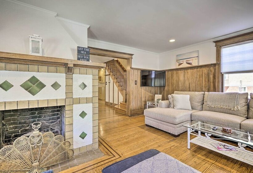 Idyllic Atlantic City Home   1 Block To Beach