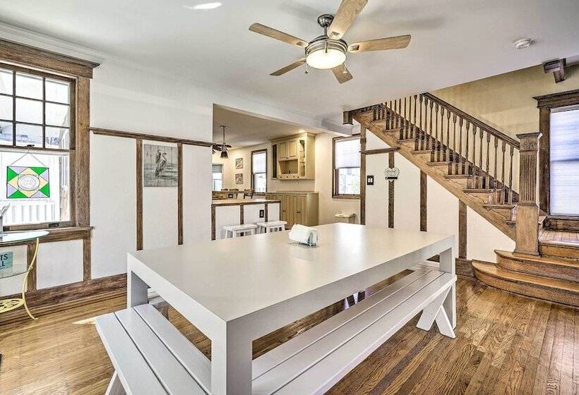 Idyllic Atlantic City Home   1 Block To Beach