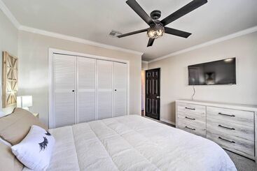Immaculate Woodland View Retreat W/ Hot Tub