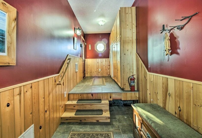 Lakefront Isle Escape W/ Dock + Fire Pit!