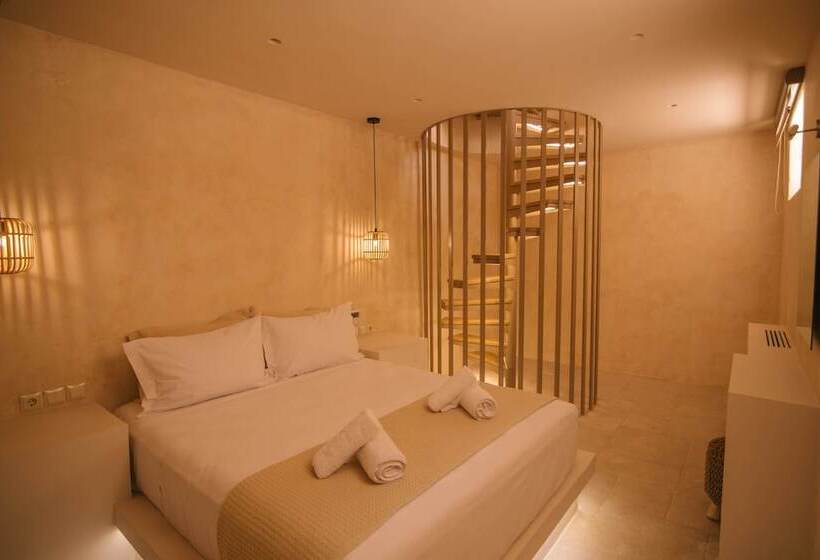 Mani Luxury Suites