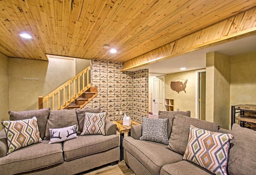 Massanutten Resort Log Cabin W/ Mountain Views!