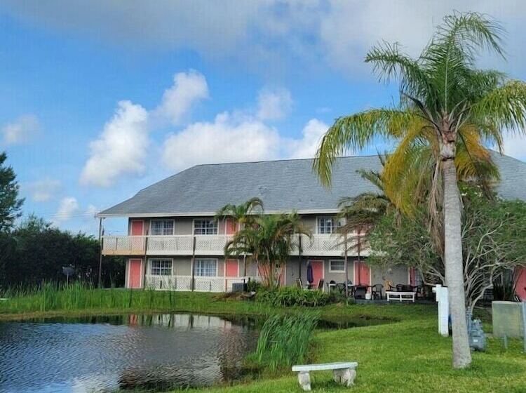 모텔 Rockledge Rooms And Rentals