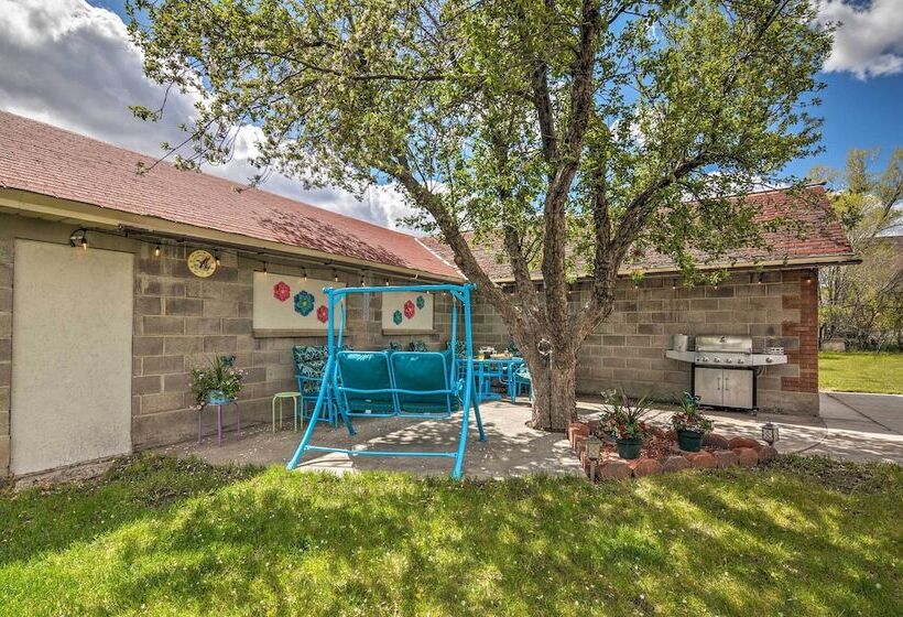 Panguitch Home W/ Patio ~ 24 Mi To Bryce Canyon