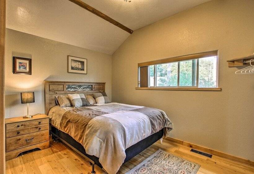 Pet Friendly Augusta Cabin   Walk To Main Street!