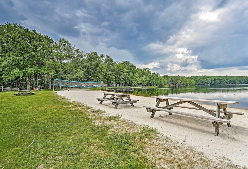 Pet Friendly Home W/ Deck At Big Bass Lake!