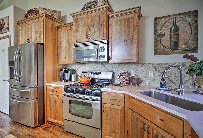 Polished Mcminnville House < 2 Mi. From Town!