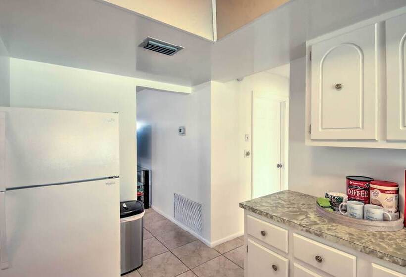 Port Charlotte Retreat ~ 4 Mi To Beach Park!