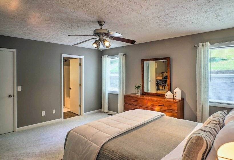 Lak Haus: Resort Style Home On Tims Ford Lake!