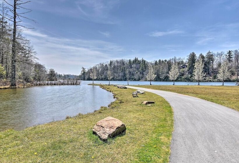 Riverfront Newland Home W/ Pool & Golf Club Access