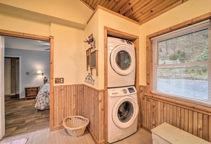 Riverfront Newland Home W/ Pool & Golf Club Access