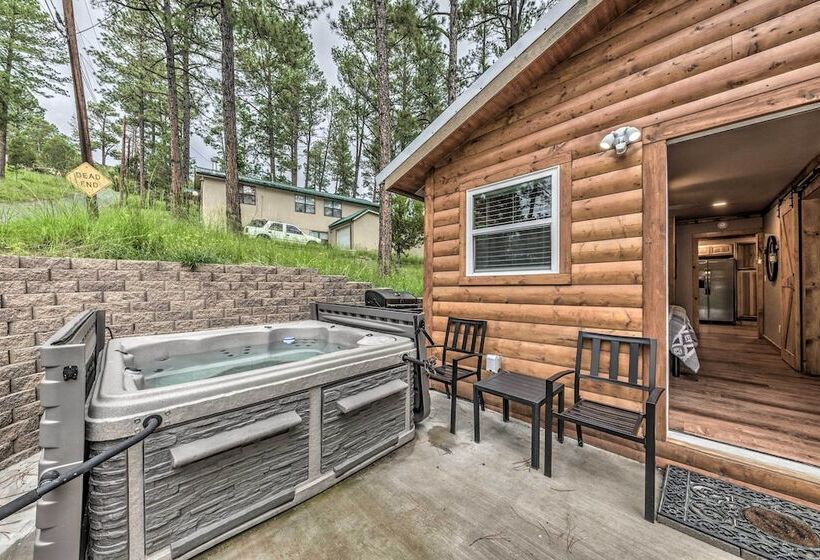 Ruidoso Cabin W/ Patio   Walk To Midtown!