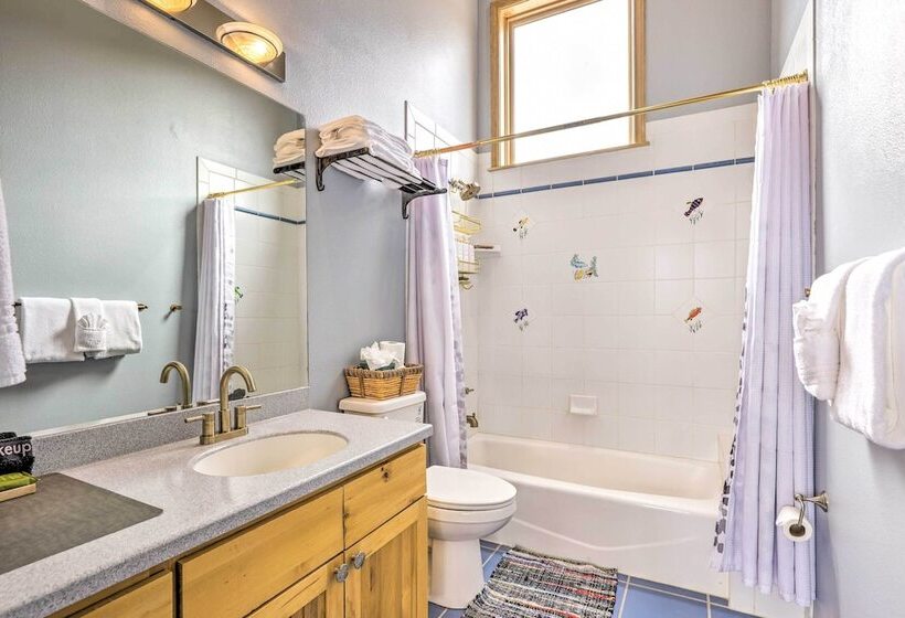 Secluded Granby Mtn Cabin: 75 Acres & Views