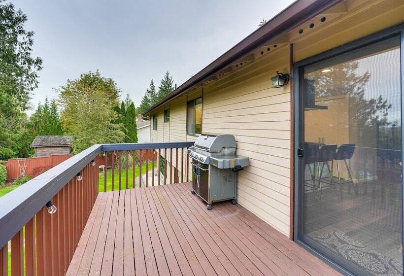 Mount Vernon Home W/ Private Hot Tub