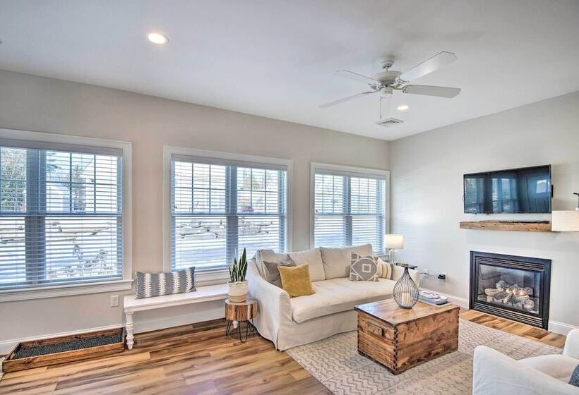 Stylish Arundel Cottage, 6 Mi To Dock Square!
