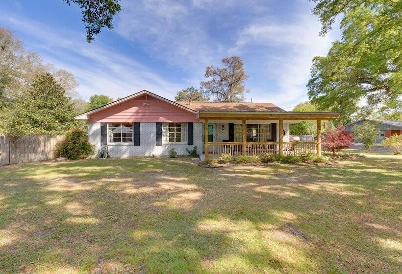 Vibrant Pass Christian Oasis   3 Blocks To Beach!