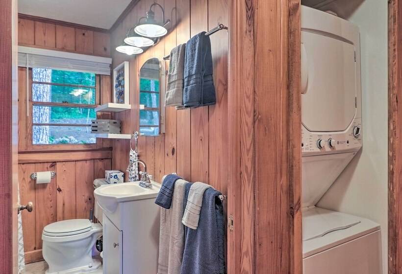 Waterfront Lake Martin Home W/ Grill & Beach!