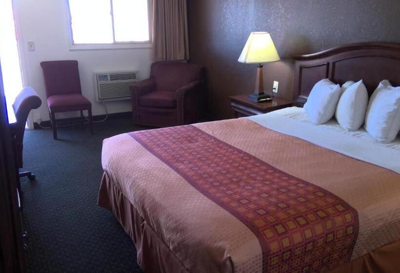 هتل 1st Interstate Inn Montrose
