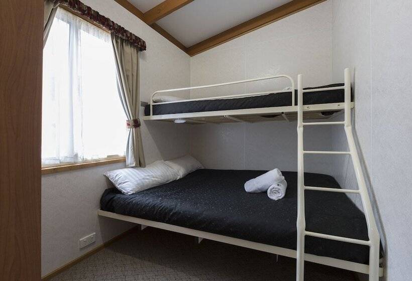 هتل Alivio Tourist Park Canberra