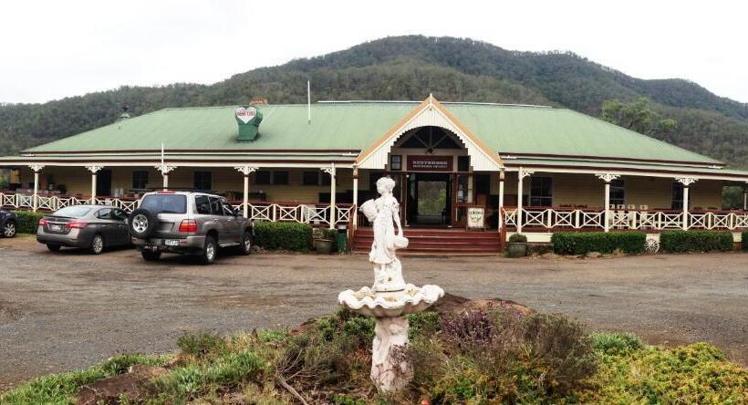 هتل Bestbrook Mountain Farmstay
