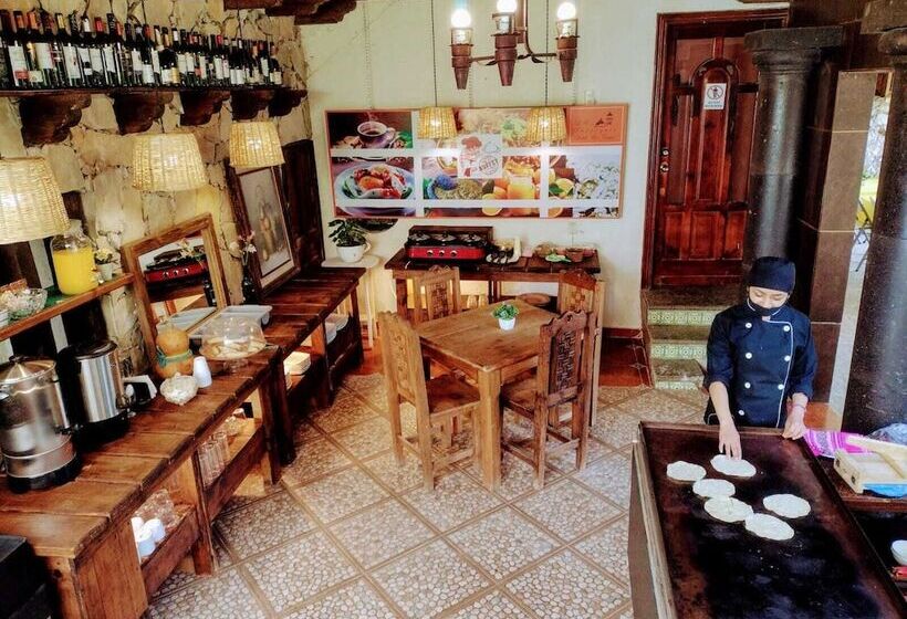 Fotos del hotel & Cava La Parroquia:  7