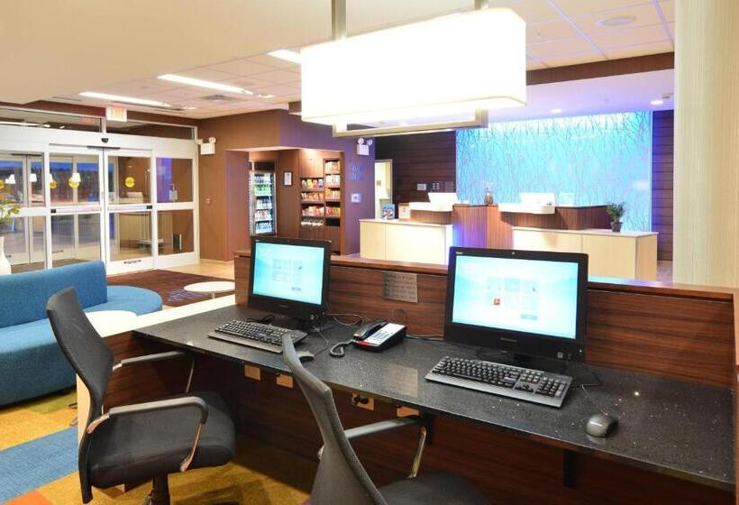 هتل Fairfield Inn & Suites By Marriott Eau Claire/chippewa Falls