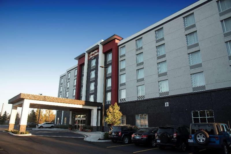 هتل Hampton Inn & Suites By Hilton Thunder Bay