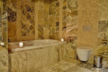 هتل Heaven Cave House Razziya Evi