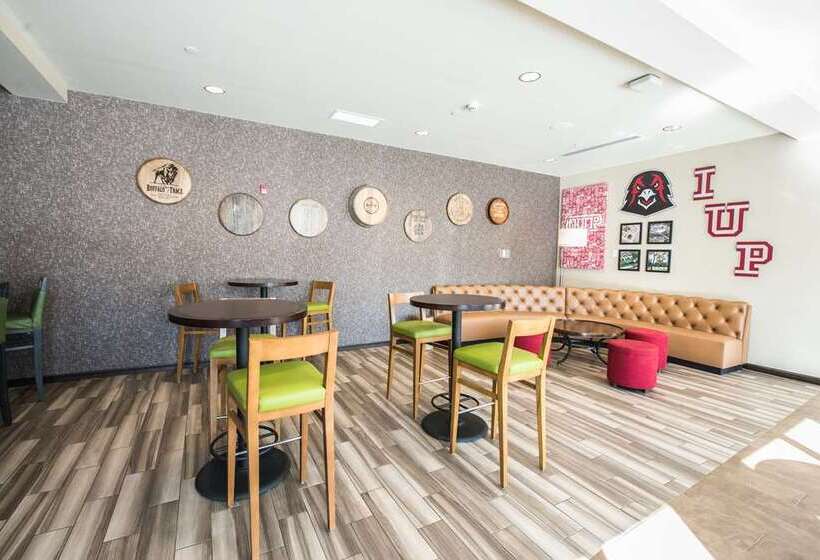 酒店 Hilton Garden Inn Indiana At Iup