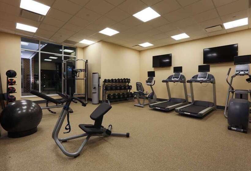 酒店 Hilton Garden Inn Indiana At Iup