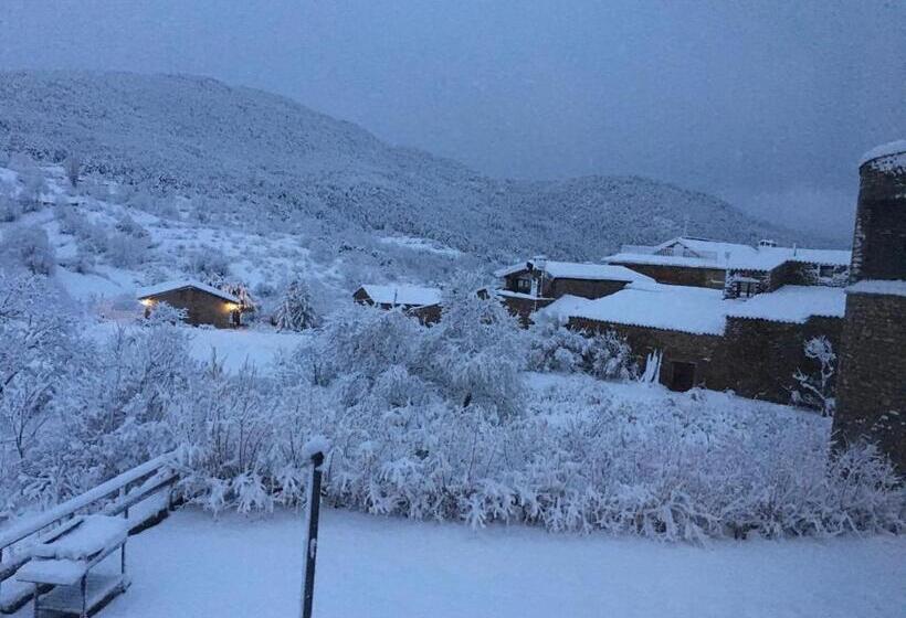 בית מלון כפרי Hosteria Toloriu 1848