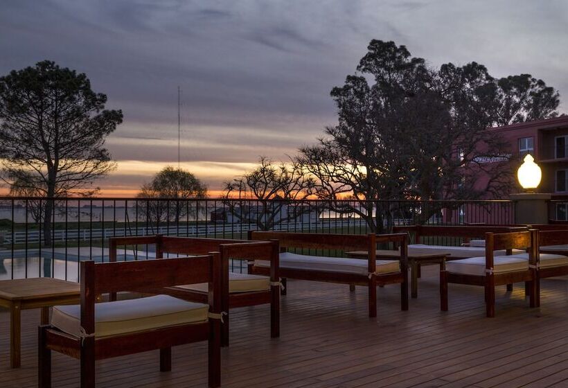 Hotel Howard Johnson Chascomus