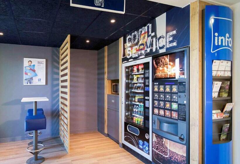 Отель Ibis Budget Porte De Camargue