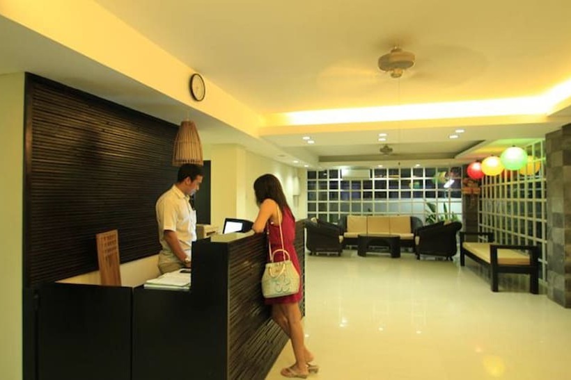 هتل Collection O Airport Kuta Bali