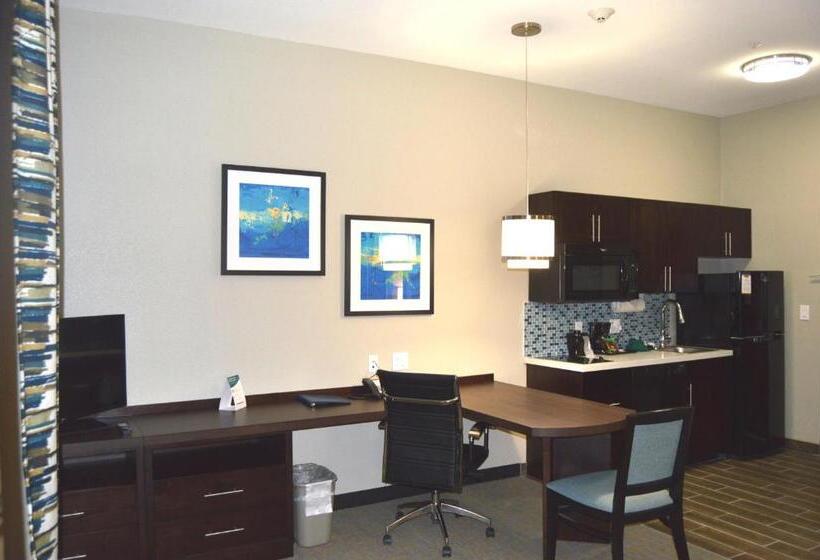 هتل Mainstay Suites Midland