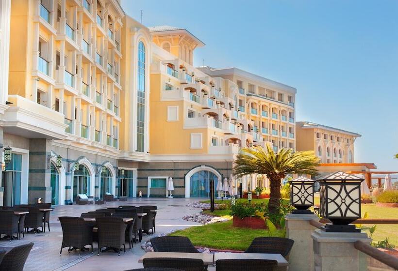 Fotos del hotel Merit Royal Premium Hotel  All Inclusive:  53